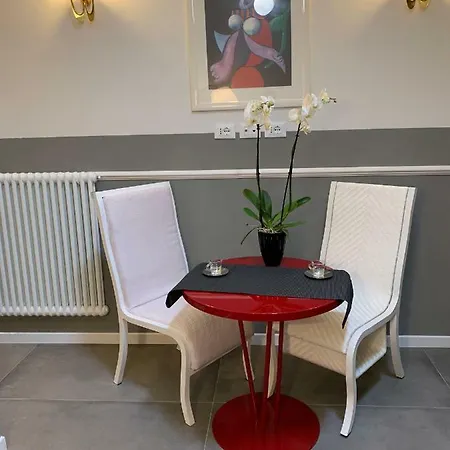 L'8boutique Via Piella Bologna