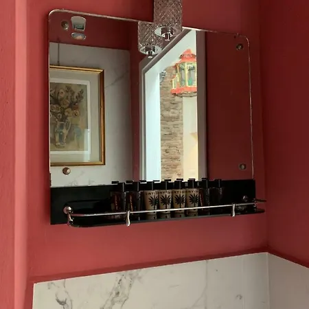Apartment L'8boutique Via Piella *