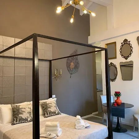 L'8boutique Via Piella Apartment *