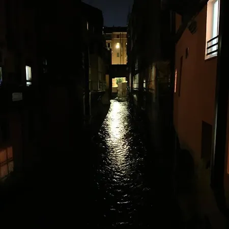 L'8boutique Via Piella Bologna