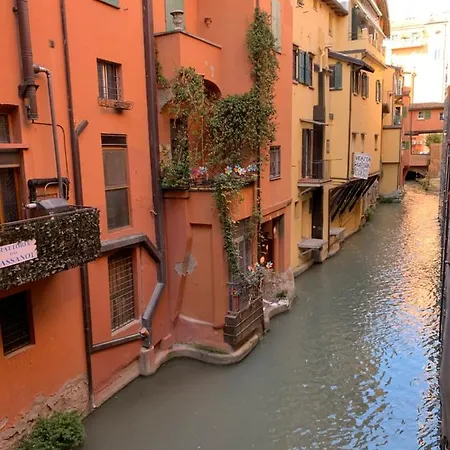 Apartment L'8boutique Via Piella
